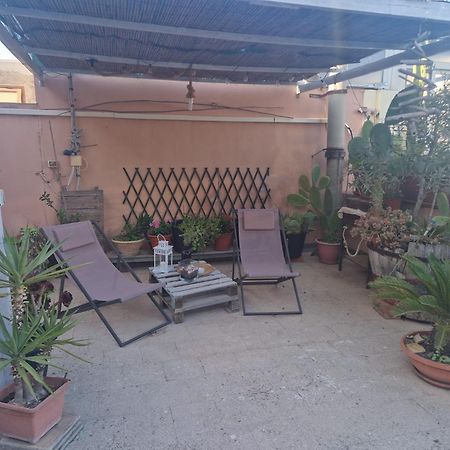 La Casa Di Melina - Home Book & Green Lovely Terrace 帕基诺 外观 照片